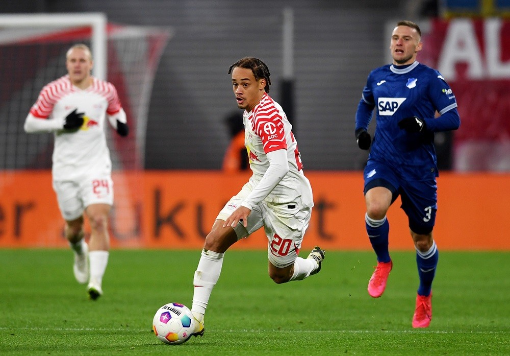 LEIPZIG, GERMANY: Xavi Simons of RB Leipzig on the ball during the Bundesliga match between RB Leipzig and TSG Hoffenheim at Red Bull Arena on December 16, 2023. (Photo by Luciano Lima/Getty Images)