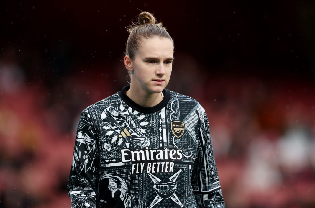 LONDON, ENGLAND - DECEMBER 10: Vivianne Miedema of Arsenal looks on during the team's warm up prior to the Barclays Women's Super League match between Arsenal FC and Chelsea FC at Emirates Stadium on December 10, 2023 in London, England. (Photo by Warren Little/Getty Images)