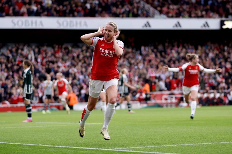 LONDON, ENGLAND - FEBRUARY 17: Cloe Lacasse of Arsenal celebrates scoring her team's second goal during the Barclays Women's Super League match between Arsenal FC and Manchester United at Emirates Stadium on February 17, 2024 in London, England. (Photo by Paul Harding/Getty Images)