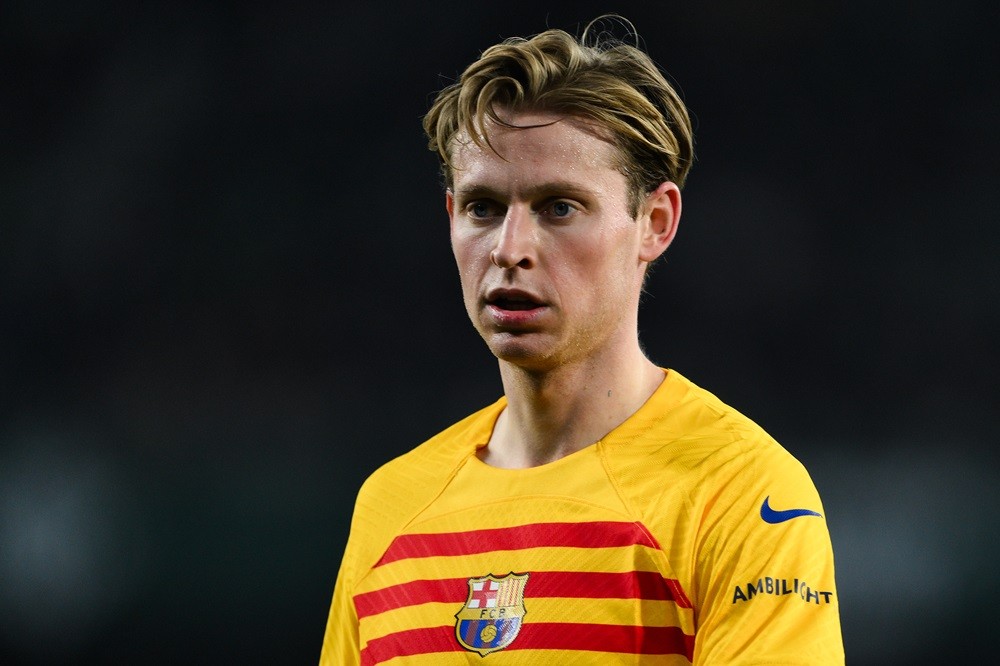 SEVILLE, SPAIN: Frenkie de Jong of FC Barcelona looks on during the LaLiga EA Sports match between Real Betis and FC Barcelona at Estadio Benito Villamarin on January 21, 2024. (Photo by David Ramos/Getty Images)