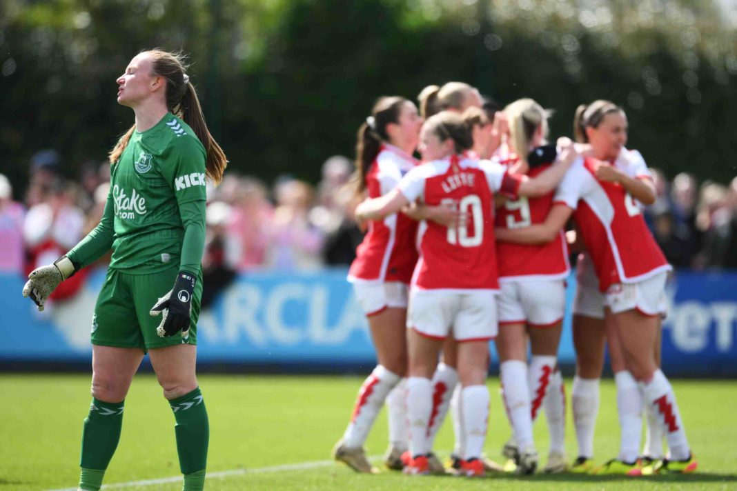 LIVERPOOL, ENGLAND - APRIL 28: Courtney Brosnan of Everton react whilst Alessia Russo of Arsenal celebrates scoring her team's first goal during the Barclays Women´s Super League match between Everton FC and Arsenal FC at Walton Hall Park on April 28, 2024 in Liverpool, England. (Photo by Ben Roberts Photo/Getty Images)
