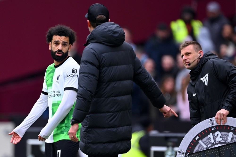 LONDON, ENGLAND: Mohamed Salah of Liverpool reacts during the Premier League match between West Ham United and Liverpool FC at London Stadium on April 27, 2024. (Photo by Justin Setterfield/Getty Images)
