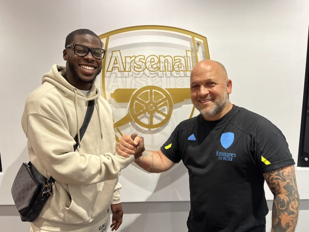 Yunus Musah back at Hale End with Arsenal youth coach Simon Copley (Photo via Copley on Twitter)