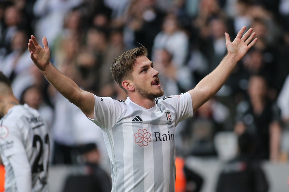 ISTANBUL, TURKEY: Semih Kilicsoy of Besiktas celebrates after scoring his team's first goal during the Turkish Super League match between Besiktas and Samsunspor at Vodafone Stadium on April 13, 2024. (Photo by Ahmad Mora/Getty Images)