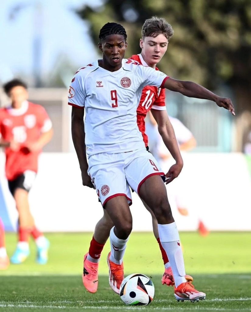 Chido Martin Obi with the Denmark u17s against the Czech Republic (Photo via LambyReviews on Instagram)
