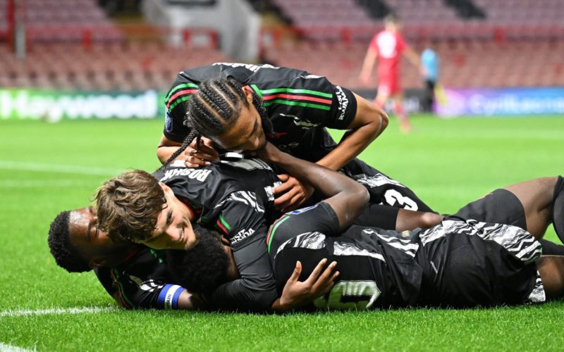 The Arsenal u21s celebrate a goal (Photo via Arsenal Academy on Twitter)