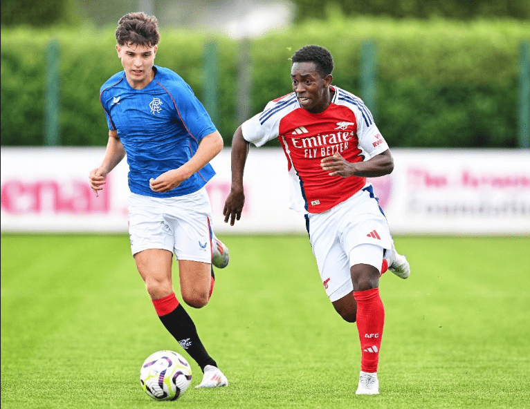 Reece Clairmont with Arsenal (Photo via Clairmont on Instagram)