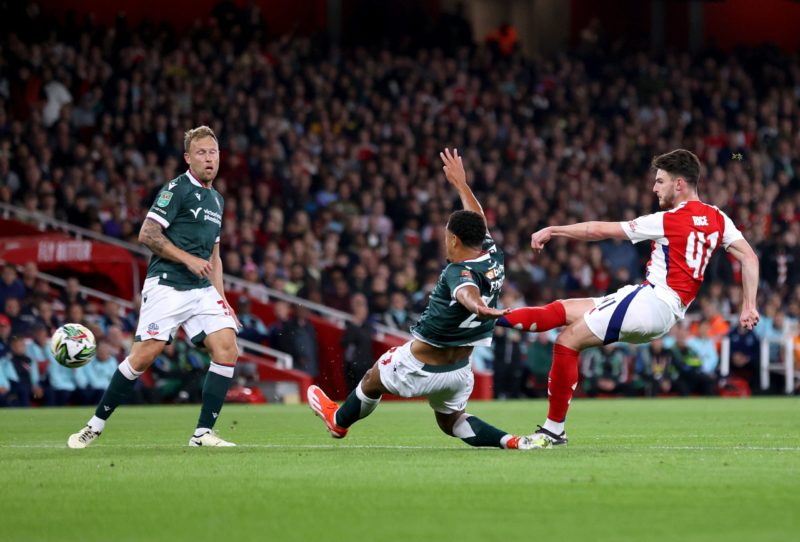 LONDON, ENGLAND - SEPTEMBER 25: Declan Rice of Arsenal scores his team's first goal during the Carabao Cup Third Round match between Arsenal and Bolton Wanderers at Emirates Stadium on September 25, 2024 in London, England. (Photo by Alex Pantling/Getty Images)