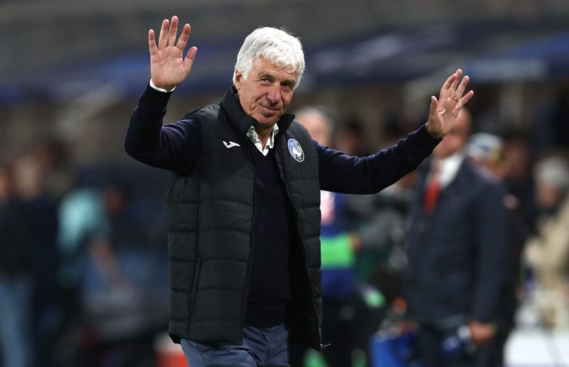 BERGAMO, ITALY - SEPTEMBER 19: Atalanta BC coach Gian Piero Gasperini salutes the fans at the end of the UEFA Champions League 2024/25 League Phase MD1 match between Atalanta BC and Arsenal FC at Stadio di Bergamo on September 19, 2024 in Bergamo, Italy. (Photo by Marco Luzzani/Getty Images)