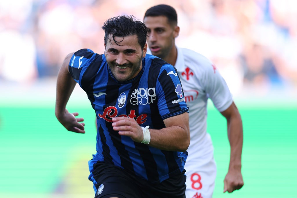 BERGAMO, ITALY - SEPTEMBER 15: Sead Kolasinac of Atalanta BC in action during the Serie A match between Atalanta and Fiorentina at Gewiss Stadium on September 15, 2024 in Bergamo, Italy. (Photo by Francesco Scaccianoce/Getty Images)