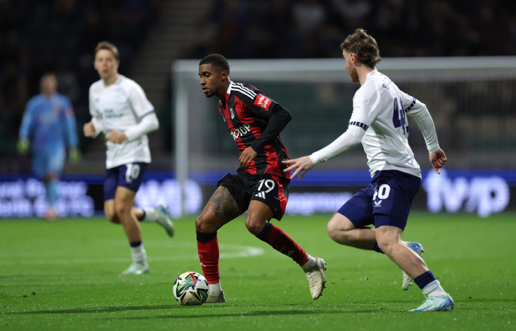 PRESTON, ENGLAND: Reiss Nelson of Fulham is put under pressure by Josh Bowler of Preston North End during the Carabao Cup Third Round match between Preston North End and Fulham at Deepdale on September 17, 2024. (Photo by Alex Livesey/Getty Images)