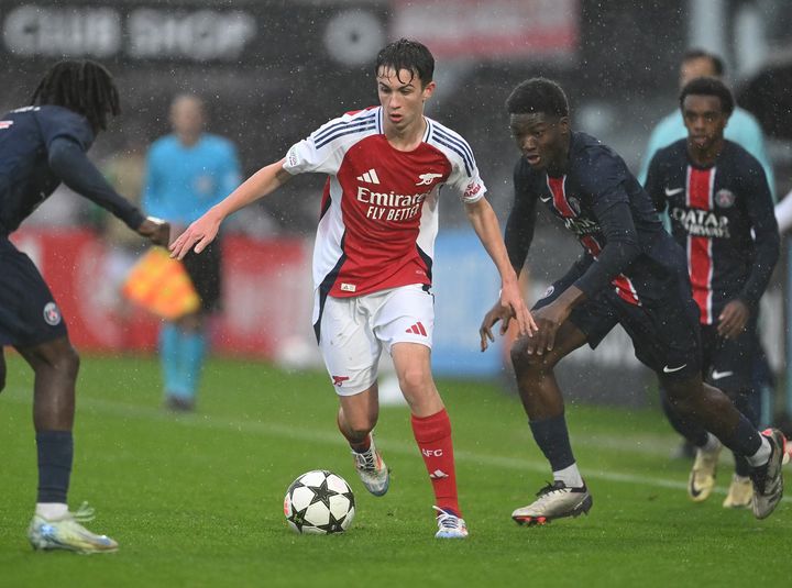 Dan Casey playing for the Arsenal academy (Photo via Casey on Instagram)