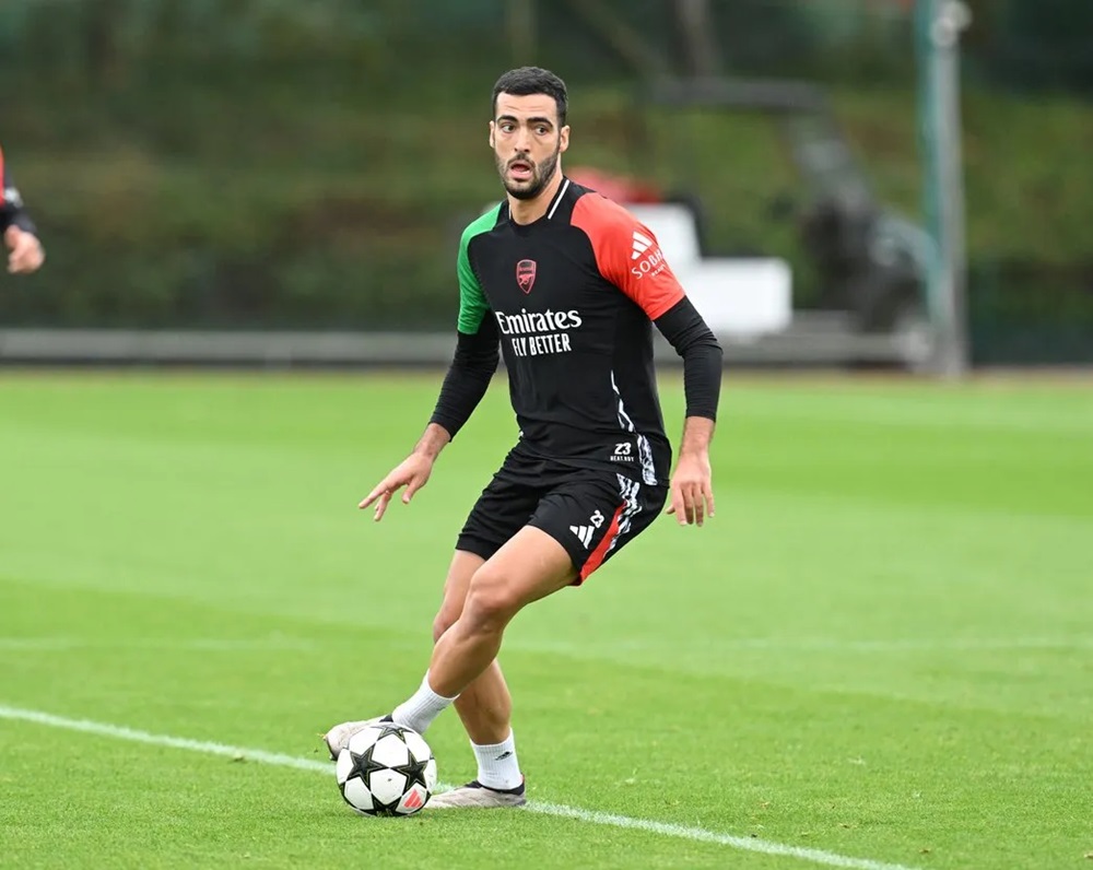 Mikel Merino in training with Arsenal (Photo via Arsenal.com)