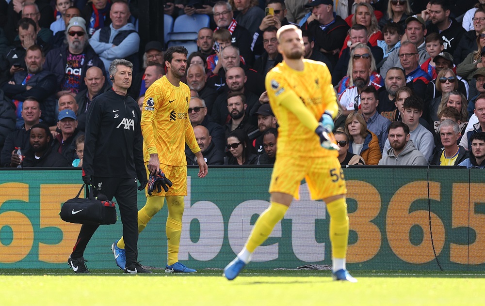 LONDON, ENGLAND: Vitezslav Jaros of Liverpool goalkeeper comes on for injured Alisson Becker during the Premier League match between Crystal Palace FC and Liverpool FC at Selhurst Park on October 05, 2024. (Photo by Julian Finney/Getty Images)