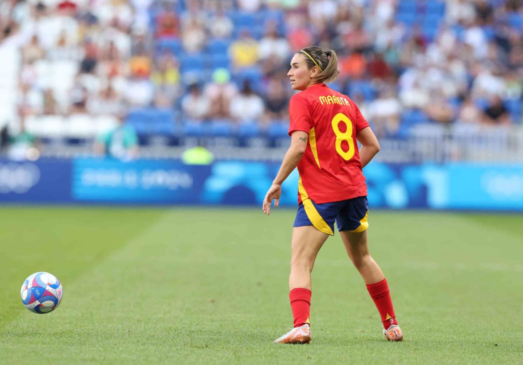 LYON, FRANCE - AUGUST 03: Mariona Caldentey #8 of Team Spain in action during the Women's Quarterfinal match between Spain and Colombia during the Olympic Games Paris 2024 at Stade de Lyon on August 03, 2024 in Lyon, France. (Photo by Claudio Villa/Getty Images)