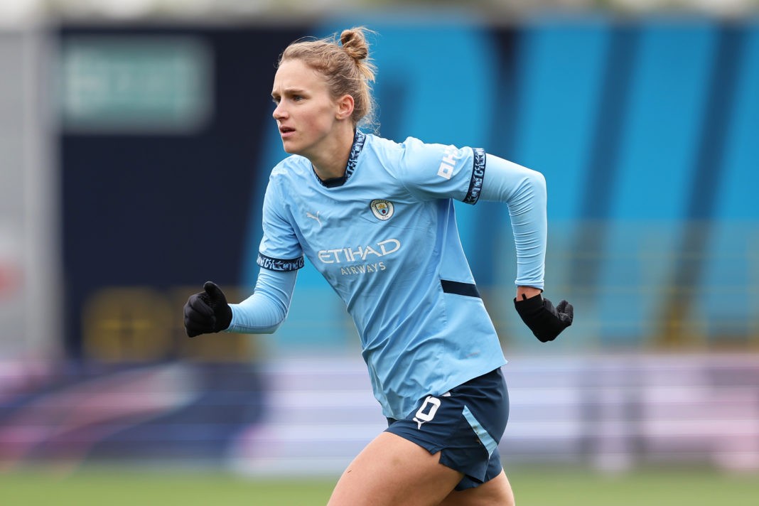 MANCHESTER, ENGLAND - SEPTEMBER 29: Vivianne Miedema of Manchester City during the Barclays Women's Super League match between Manchester City and Brighton & Hove Albion at Joie Stadium on September 29, 2024 in Manchester, England. (Photo by Matt McNulty/Getty Images)